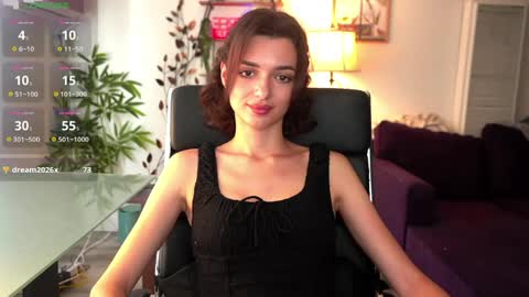 Olivia online show from June 2, 10:44 pm