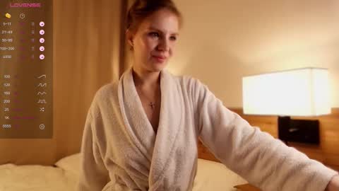 VICTORIA online show from November 16, 1:18 am