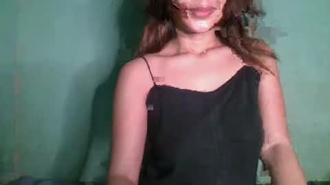 Snapshot of 1smile4u chatting on December 19, 2:34 am 1smile4u online show from December 19, 2:34 am
