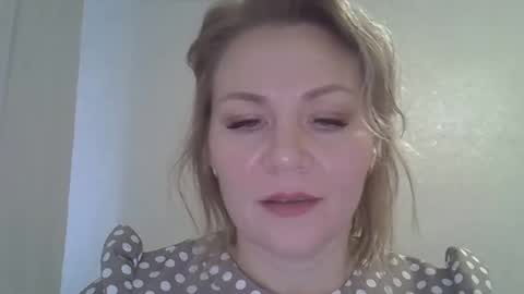 3susie online show from September 20, 8:01 am