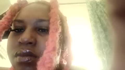 Super Freaky Girl online show from April 19, 9:20 am