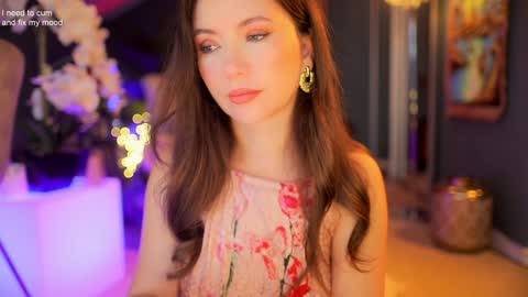 Sophia  online show from October 31, 4:14 am