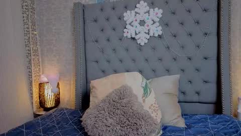  Abby  online show from December 17, 10:47 pm