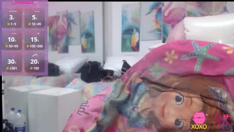 _alegriamartinez_ online show from October 24, 7:43 pm