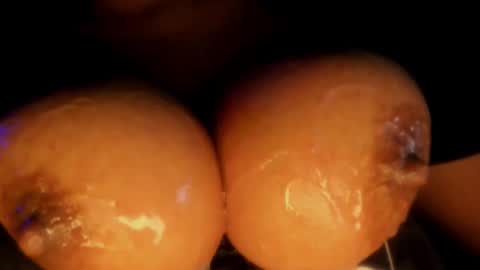 Giulia...... online show from January 10, 5:45 am