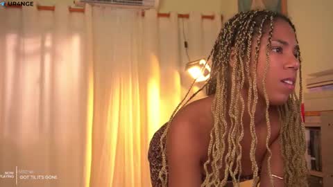 Snapshot of _angeleyes chatting on October 2, 9:53 pm Angie - online show from October 2, 9:53 pm