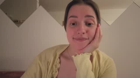 Anna online show from March 14, 2:29 pm