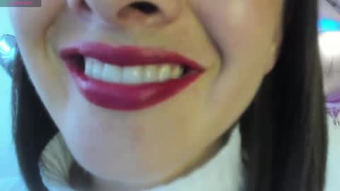 antonia online show from June 3, 8:03 pm