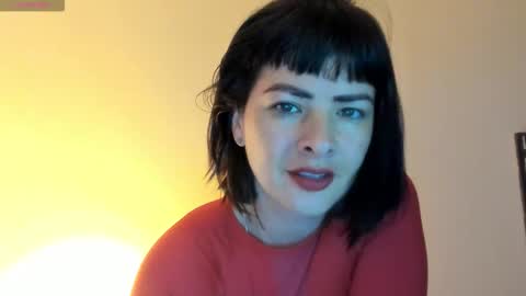 antonia online show from December 1, 1:36 pm