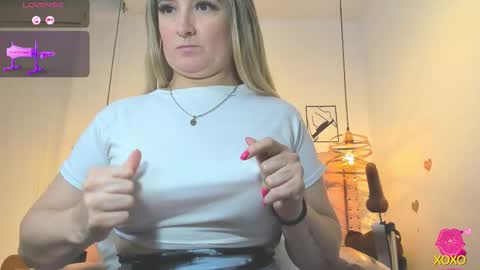 _antonella_11 online show from January 15, 9:54 pm