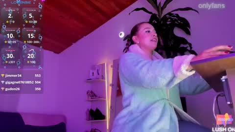 fer online show from February 9, 8:33 am