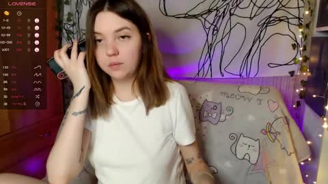 Elizabeth online show from May 10, 12:40 pm