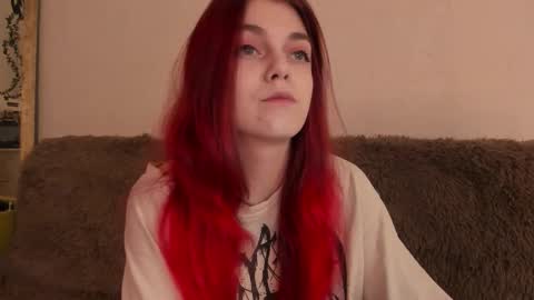 Caroline online show from November 20, 11:11 am