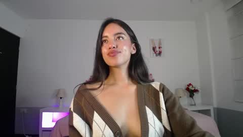 Charlote online show from January 5, 5:30 am