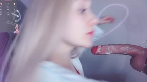 Snapshot of _chatur_babe chatting on December 30, 9:40 pm Angelina online show from December 30, 9:40 pm