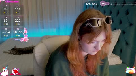 Alisa NO NUDE online show from January 31, 9:26 pm