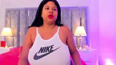 _ciara_benet_ online show from April 4, 12:04 pm