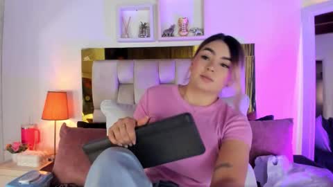 Isabella online show from November 28, 12:41 pm