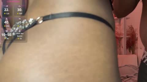 michell online show from December 16, 12:11 pm