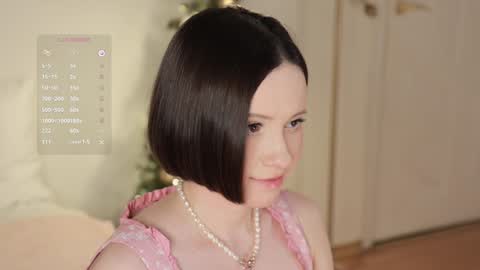 Essie  online show from January 3, 10:29 pm