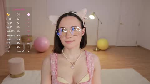 Essie  online show from September 16, 4:59 pm