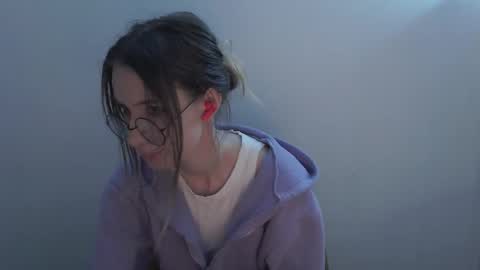 Hannaolotl online show from December 18, 9:03 am