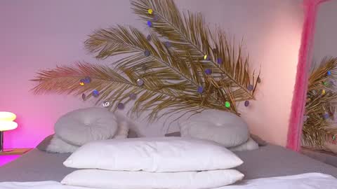 Holly online show from January 30, 7:50 am