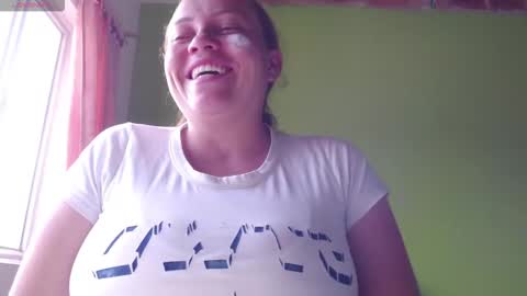 Honey online show from February 5, 7:50 pm