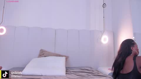 Darlis  online show from March 4, 7:53 pm