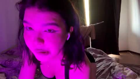 Elsa online show from May 4, 1:26 pm