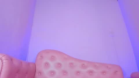 _julisweet_ online show from October 19, 12:51 pm