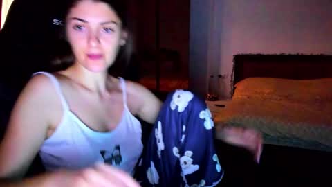 _just_a_simple_girl online show from October 22, 3:28 pm