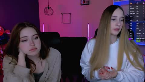 _kellykitten_ online show from January 17, 9:50 am