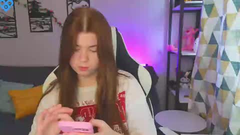 Molly   online show from February 13, 6:41 am