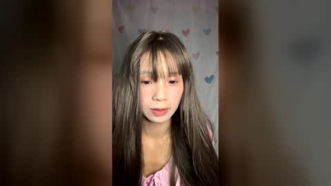 _lily0_ online show from June 10, 2:16 pm