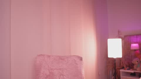 Lissana online show from November 27, 8:12 pm