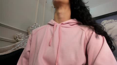 Snapshot of _luna_dupont_ chatting on January 18, 11:32 am  Luna  online show from January 18, 11:32 am