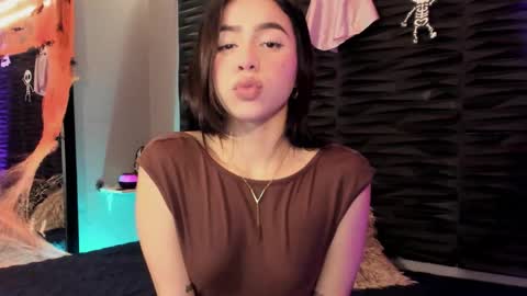 _lustyles_ online show from October 6, 10:47 pm