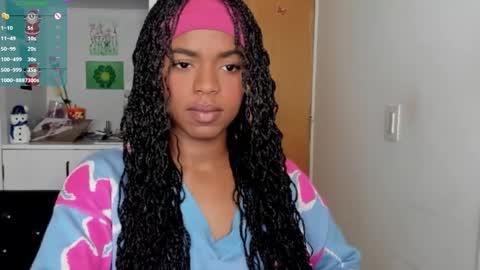 Snapshot of _marcela_22 chatting on December 17, 1:18 am MARCELA online show from December 17, 1:18 am