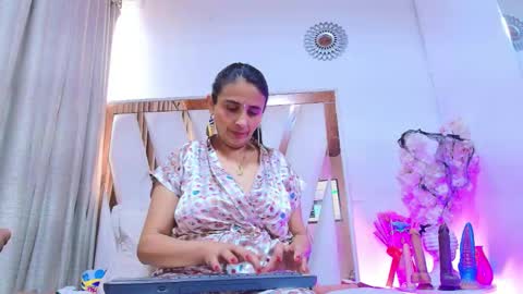 _marcela__ online show from November 8, 3:28 pm