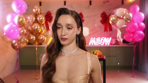 Snapshot of _meganmeow_ chatting on September 19, 8:30 pm  Thursday - start 300 GMT online show from September 19, 8:30 pm