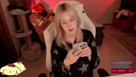 miko3 online show from February 9, 10:11 pm