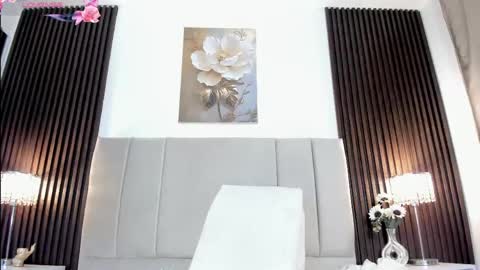 _mila_dyva online show from April 18, 7:58 pm