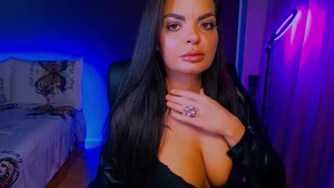 Milani online show from January 5, 6:44 pm