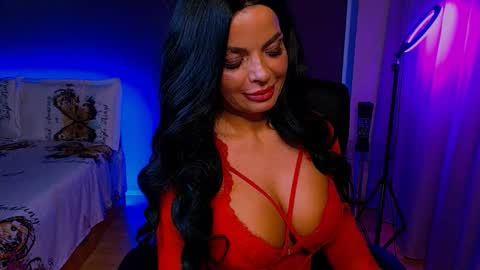 Milani online show from November 17, 7:47 pm