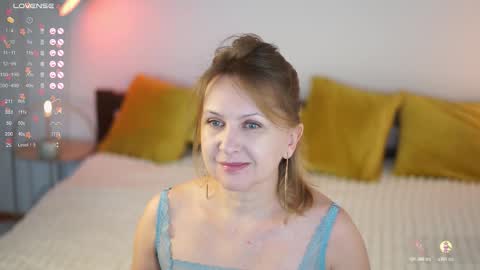 _million_dollarsmile online show from November 7, 10:21 am