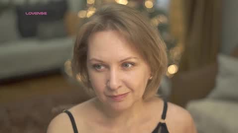 _million_dollarsmile online show from January 9, 9:59 am