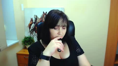 Snapshot of _miranda_sun chatting on October 20, 7:00 am Miranda online show from October 20, 7:00 am