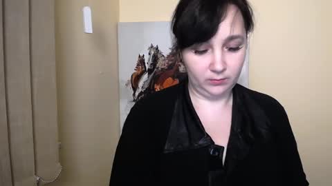 Snapshot of _miranda_sun chatting on February 28, 11:36 am Miranda online show from February 28, 11:36 am