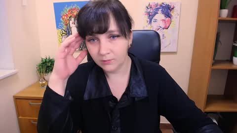 Snapshot of _miranda_sun chatting on February 27, 12:13 pm Miranda online show from February 27, 12:13 pm